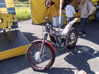 258733 B